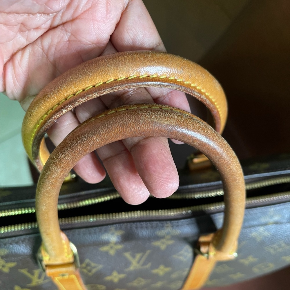 Authentic Louis Vuitton Monogram Document Porte - image 5